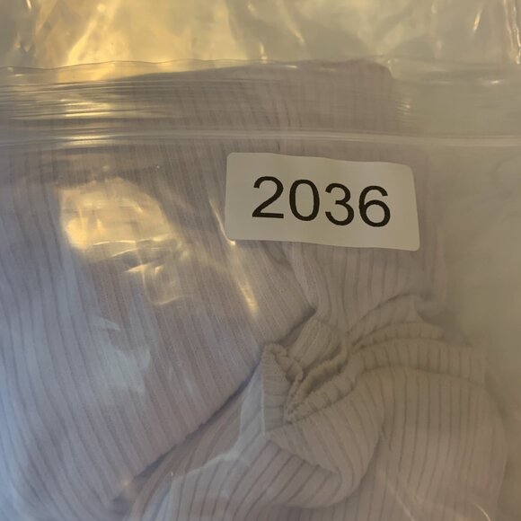 Jessica Ash Womens L Top White Cardigan Mother of Pearl Buttons Rib Knit Fitted - Picture 16 of 16